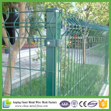 PVC Coated Euro Metal Decorative V Pressed Weld Mesh Fencing